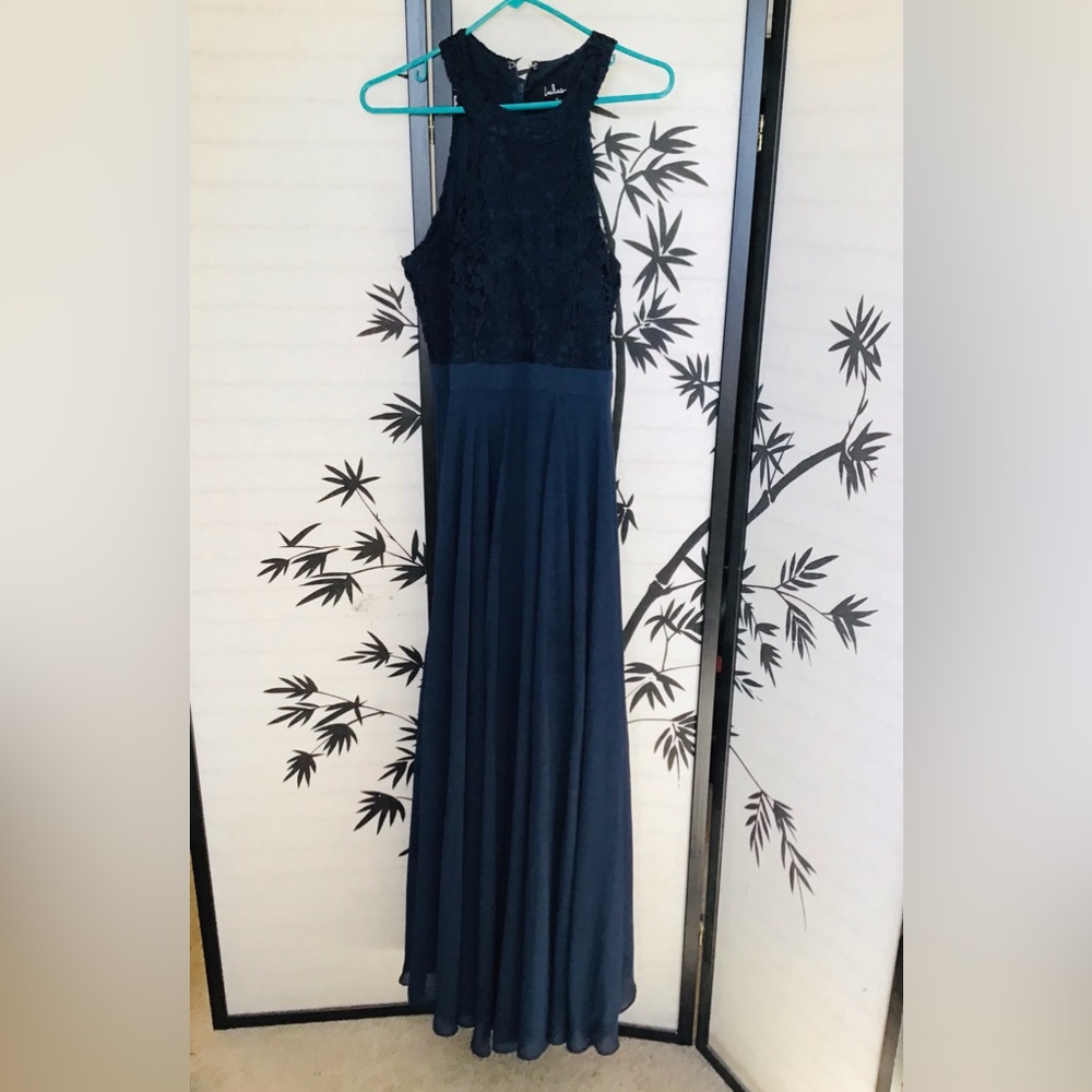 Lulu’s navy blue maxi dress